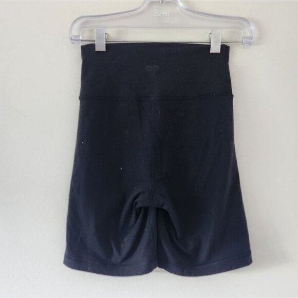 ARITZIA | TNA high rise shorts black athletic sz S - Picture 2 of 3